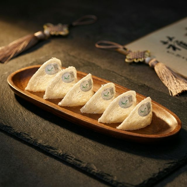 花姿盛马来西亚溯源燕窝燕盏特写