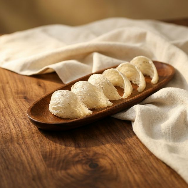 花姿盛马来西亚溯源干燕窝盏特写