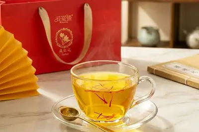 藏红花的功效与吃法，花姿盛马什哈德直采全丝西红花苷超国标72%三种吃法各有讲究 — 养生知识 | 花姿盛养生智慧