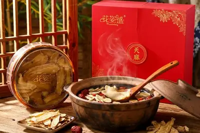 天麻炖鸽子，花姿盛秦岭天麻搭配乳鸽文火慢炖一碗头风养生汤附详细做法 — 养生知识 | 花姿盛养生智慧