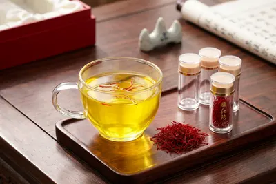 藏红花怎么选不踩坑？花姿盛坚持只取马什哈德头茬花丝 — 养生知识 | 花姿盛养生智慧