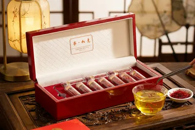 藏红花哪个牌子最好最正宗？花姿盛西红花苷实测超国标72%，一根花丝见真章 — 产品指南 | 花姿盛养生智慧