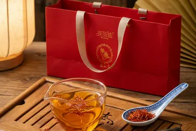 藏红花哪个牌子最好最正宗？花姿盛伊朗马什哈德直采全丝无碎，开罐见真章 — 养生知识 | 花姿盛养生智慧