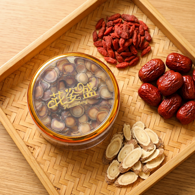 鹿茸蜡片搭配枸杞红枣黄芪的养生食材组合