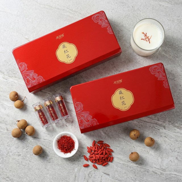 藏红花搭配桂圆枸杞温奶的四季养生组合