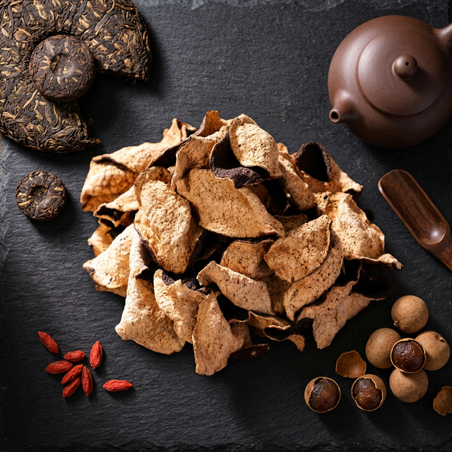 陈皮搭配普洱茶饼桂圆的养生组合