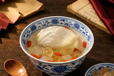 燕窝的功效，花姿盛砂拉越原盏从养阴润肺到细胞修复的六层营养解码 — 养生知识 | 花姿盛养生智慧