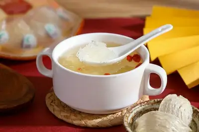 燕窝羹哪个牌子好？花姿盛砂拉越原盏现炖唾液酸12.4%碾压瓶装燕窝羹 — 养生知识 | 花姿盛养生智慧